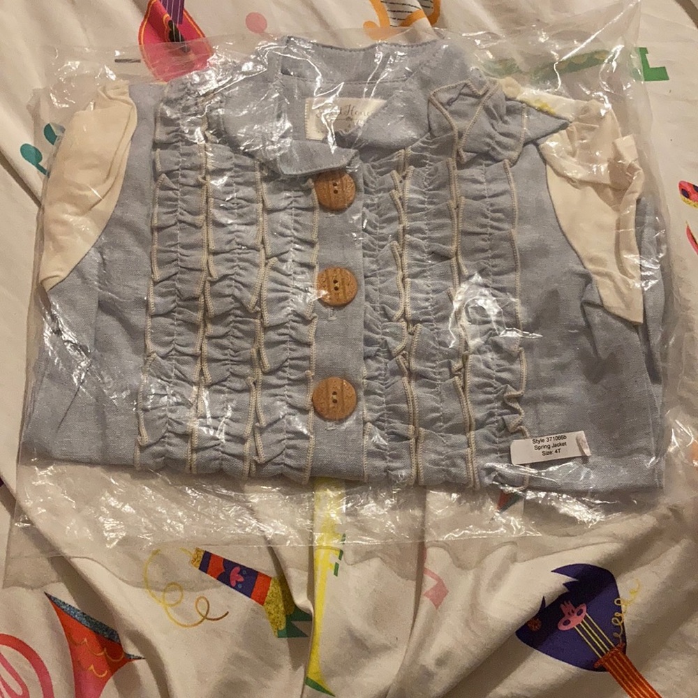 SWEET HONEY CHAMBRAY RUFFLE FLORAL JACKET SZ 4T